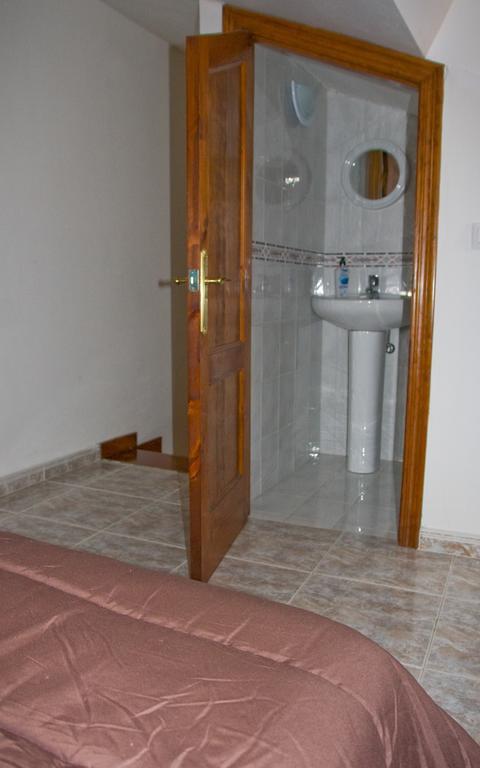 Hostal El Patín de Monchu Pandiello Exterior foto